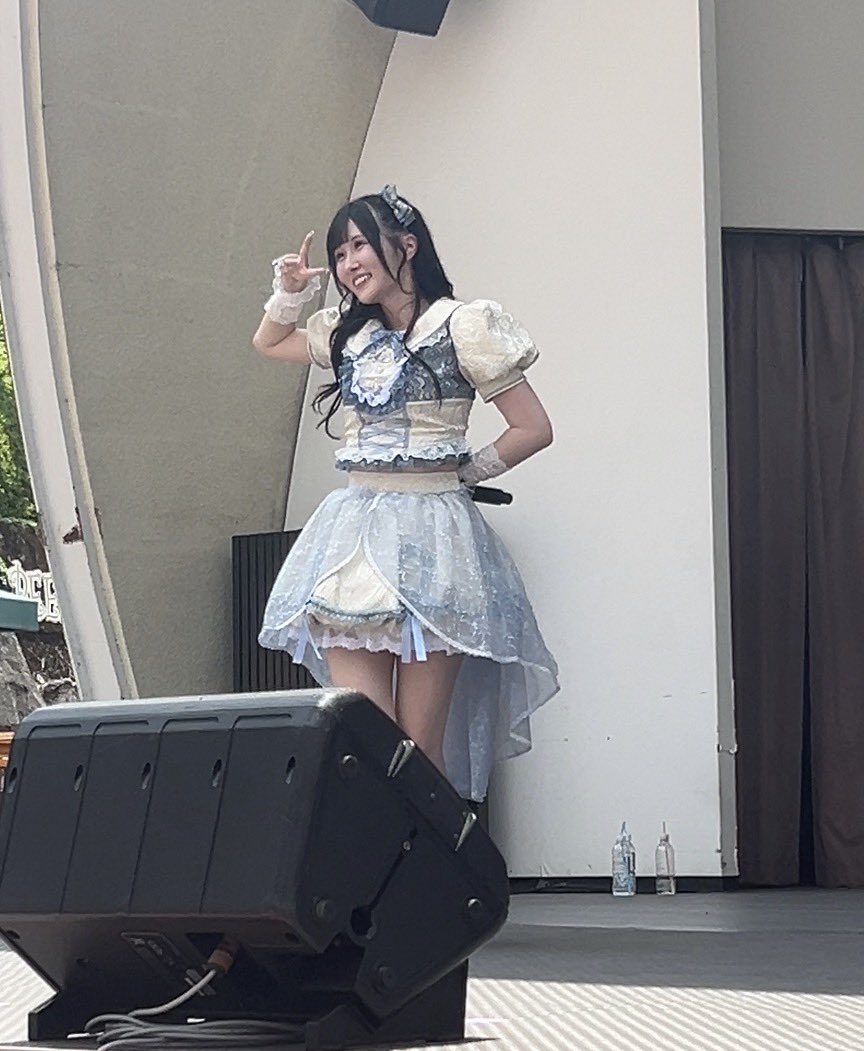 a_yumio_switch's tweet photo. 今日初めましてやったけどほんまに可愛かった！『Switch Drop』のラスサビのゆびきりのとこでレス貰えたん嬉しかったー🩵
#小泉ゆみ #SwitchDrop @yumi_swdp https://t.co/YDSUQUwM6c