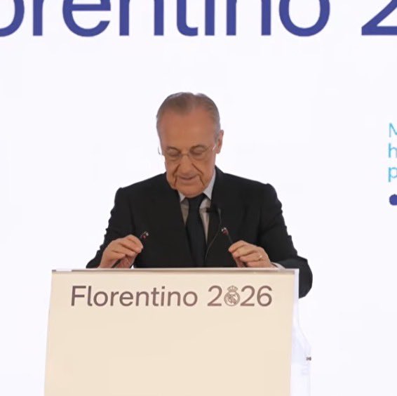 theMadridZone's tweet photo. 🚨 Florentino Pérez: "We have the best stadium on the planet, the historical Santiago Bernabeu, but the other candidate keeps disrespecting it." https://t.co/L4sQ44mEzA