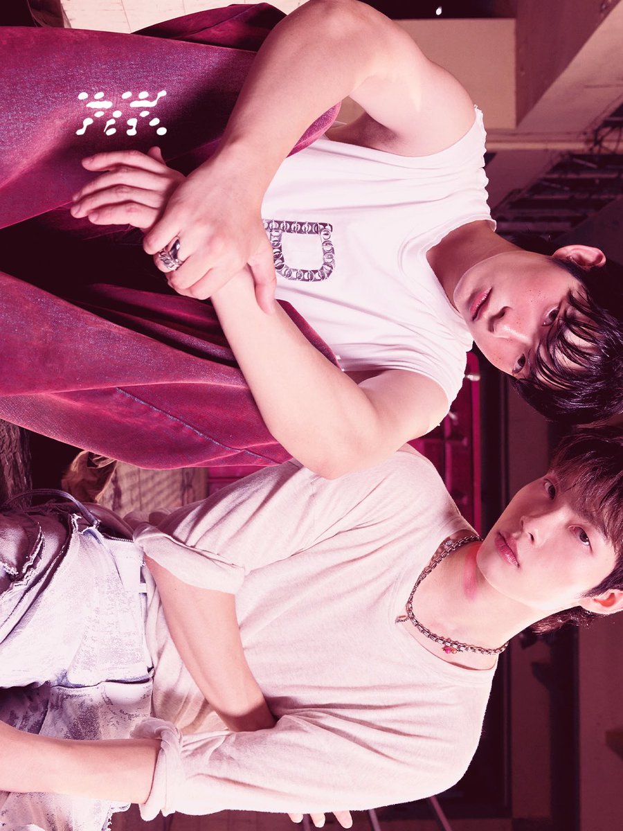 micmacwhitefox's tweet photo. ภารกิจสำคัญของมิคและแมค 
ที่จะพาคุณไป Working กับพวกเขา 

ร่วมภารกิจนี้ได้แล้ว เพียงดู >> MV WORKING U <<🕹️

MicMac Debut Single ‘WORKING U’ 
MV OUT NOW!
https://t.co/oki2iRke5Z

@micmacwhitefox
@WhiteFoxGMM 

#MicMac 
#MicMacIsWorkingU 
#MicMacWhiteFox https://t.co/geBpv7h1Zs