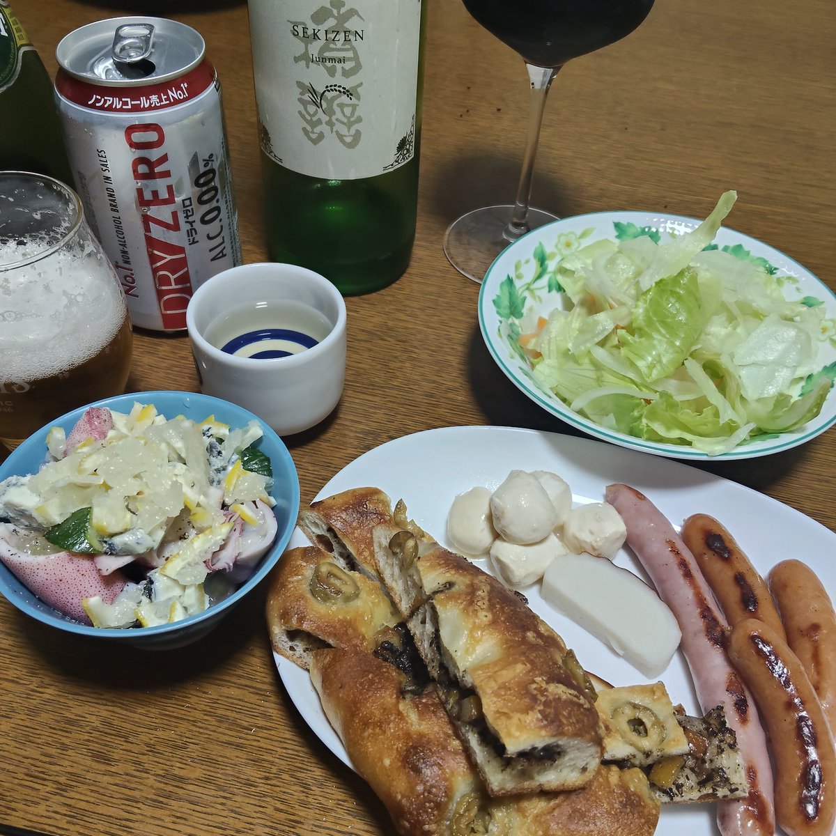 2_doaden's tweet photo. 記録会で1500m6分２秒ちょい。自己新です。15秒縮まりました。一般女性2位だったんですが４人しかいなかったので３位以内には入りたくて頑張りました。自分に甘くご褒美たくさん🤗 https://t.co/SCzb6hZn16