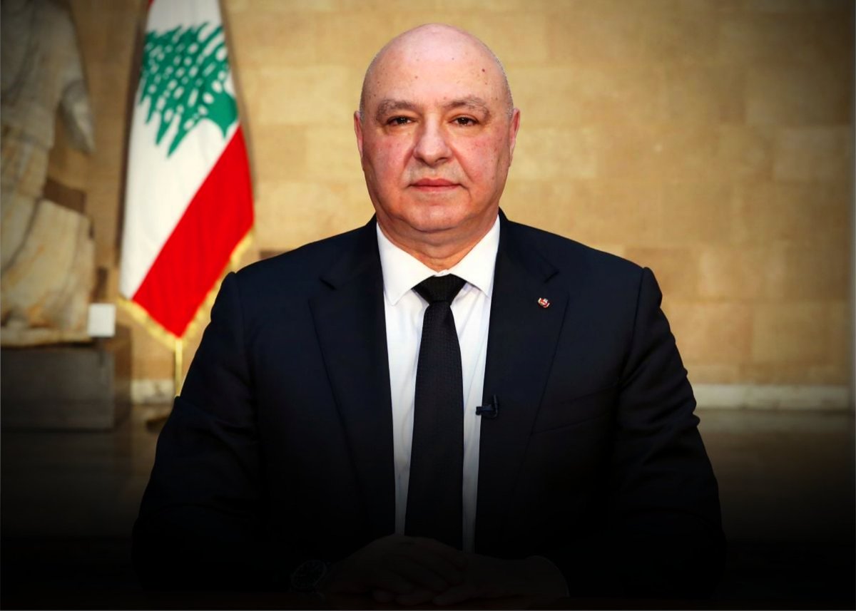 politicalpen_'s tweet photo. 🇱🇧 Geagea praises President Aoun's call for Hezbollah to disarm

Lebanese Forces leader Samir Geagea praised President Joseph Aoun’s stance rejecting Iran's use of Lebanon as a bargaining chip with the U.S.. 

Geagea stated that the President's call for Hezbollah to disarm confirms a clear presidential will to end decades of abnormality.