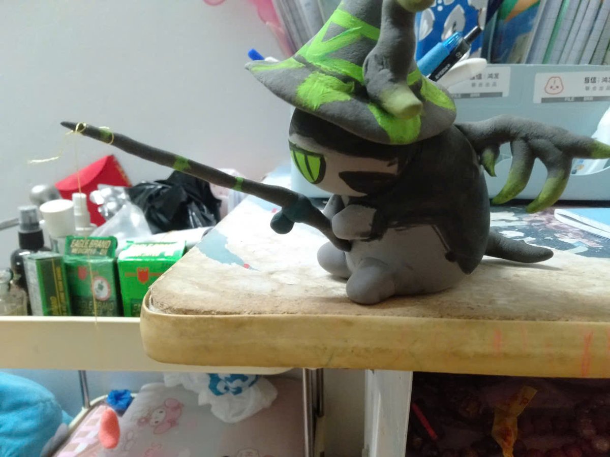 MAYCALLMEXD's tweet photo. Darkheart is fishing in my house #phighting https://t.co/0p9S9Dnh2O