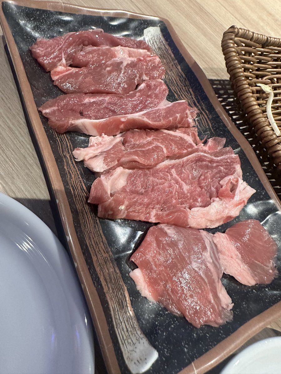 GaryouInk's tweet photo. 竹ノ塚でジンギスカン食べたよー https://t.co/CYhbIdIxzk