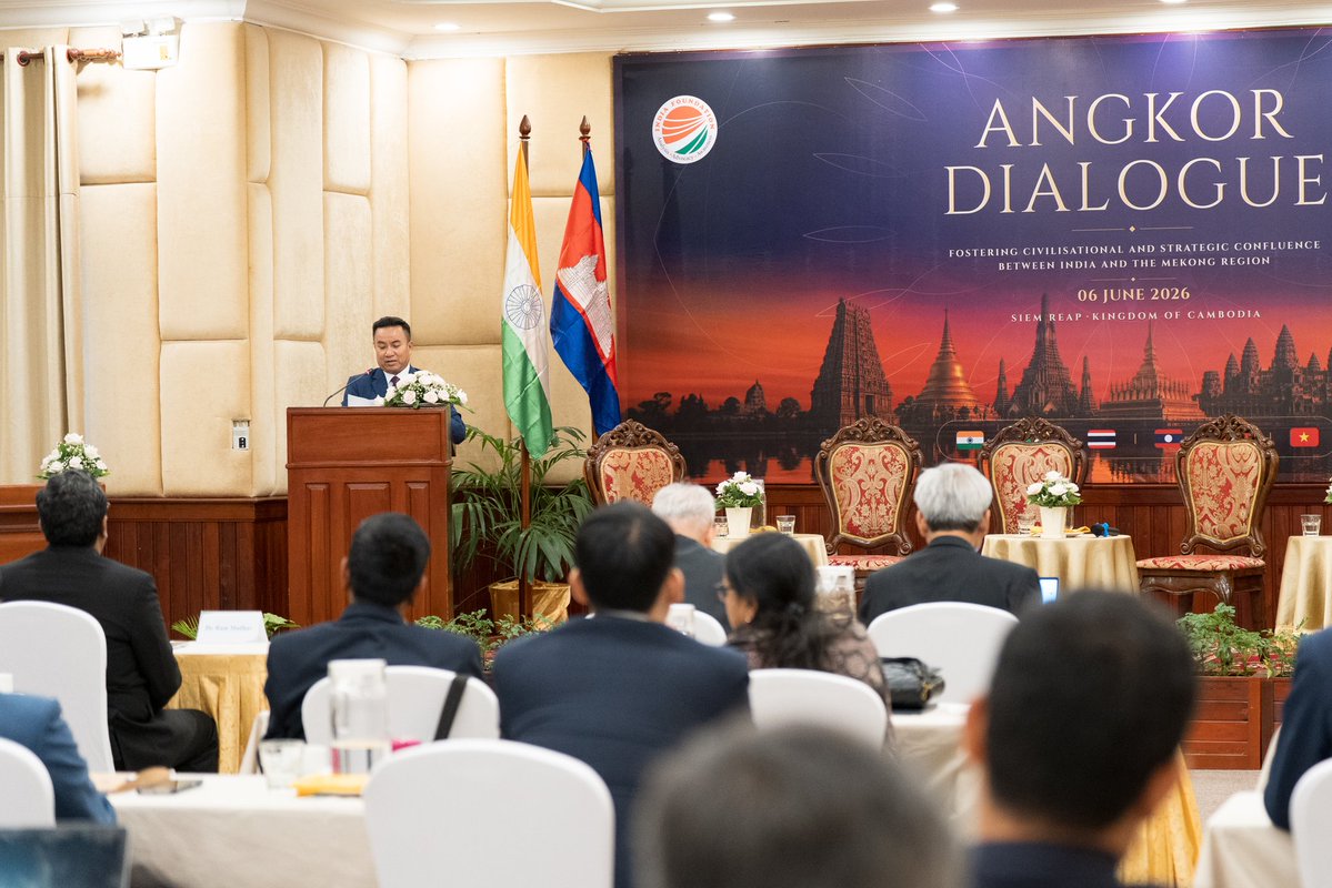 indfoundation's tweet photo. H.E. Khy Sovanratana, Secretary of State, Ministry of Foreign Affairs and International Cooperation, Cambodia, delivered the Closing Remarks at the Angkor Dialogue in Siem Reap. His insightful address brought the conference deliberations to a meaningful conclusion. His remarks highlighted the importance of advancing India-Mekong cooperation through civilisational connect, strategic convergence, sustainable development, connectivity, and stronger institutional engagement for the road ahead. 

#AngkorDialogue #IndiaMekong #ActEast #Mekong  #StrategicConfluence #Connectivity