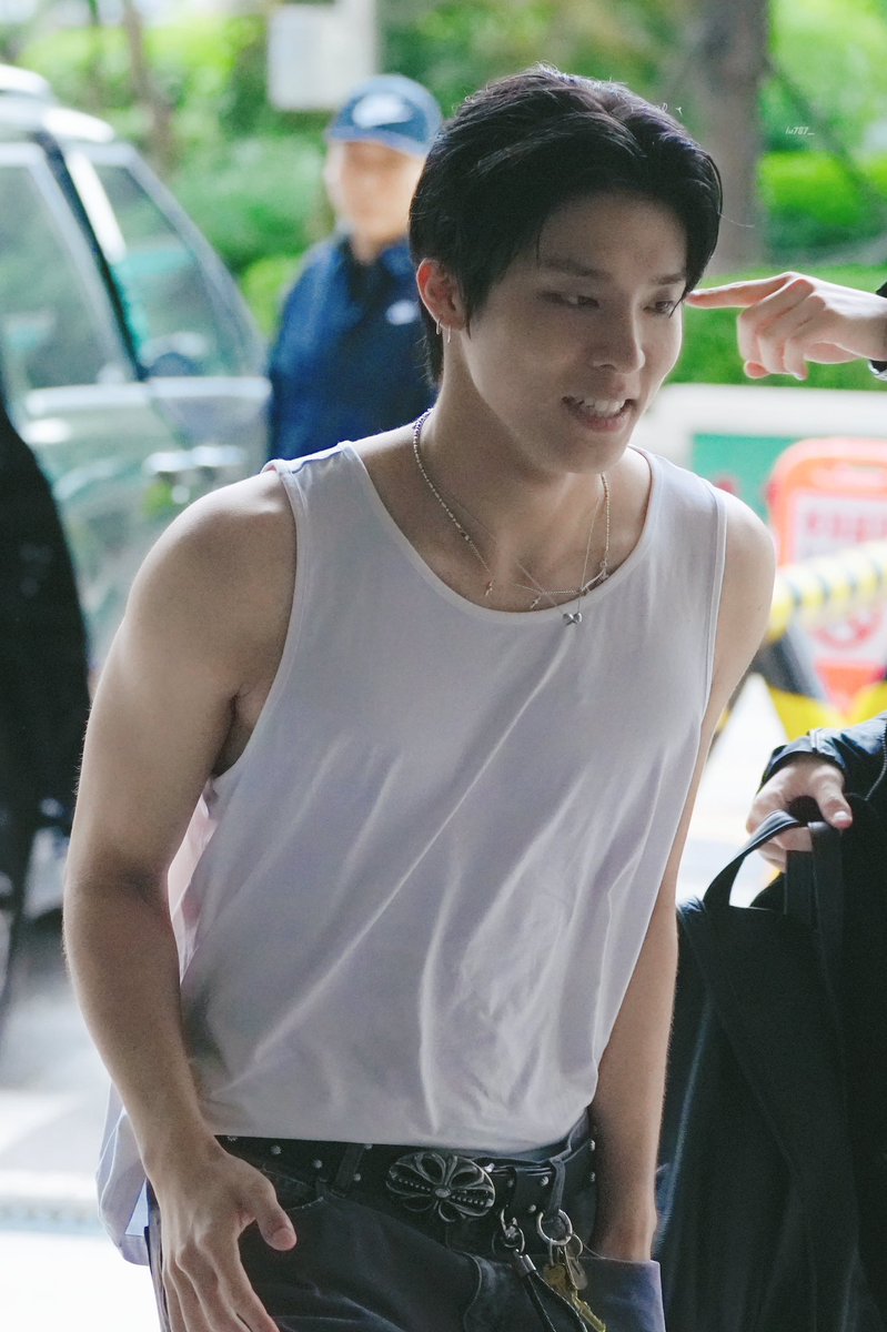 noapjw's tweet photo. salfok ternyata dia se hairy ini🙂‍↕️🙂‍↕️ GEMES https://t.co/HePDFgKbOw