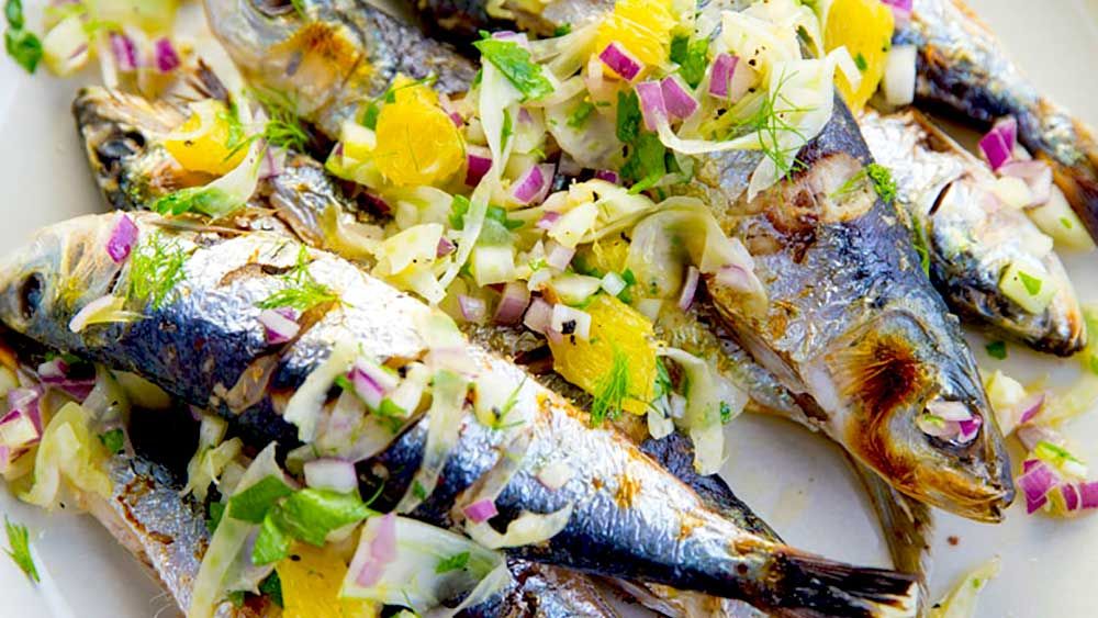 purkisandsons's tweet photo. This is an easy BBQ recipe for sardines with fennel salsa. The sardines are especially delicious when cooked so simply and served with the bright citrus and fennel salsa. https://t.co/LRTgOnNMuW https://t.co/uNwyaU6ogS