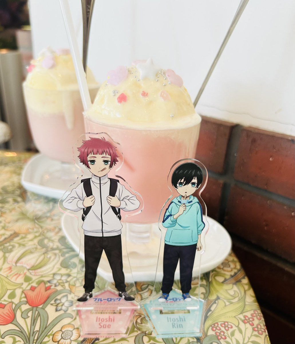 かわいいカフェと綺麗なお花とits達✮*｡ﾟ