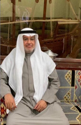 Walmutawa1's tweet photo. ان القلب ليحزن وان العين لتدمع 
وانا علي فراقك اليوم لمحزونون

خالص العزاء وصادق المواساة 
الي اسرة الهملان الكرام 
والي وزارة الداخلية ونادي الفحيحيل الرياضي والاسرة الرياضية
بوفاة العزيز الفريق حضيري الهملان
ونسأل الله ان يرحمه ويسكنه الفردوس الاعلي

وأنا لله وانا اليه راجعون https://t.co/GhX8LybK4j