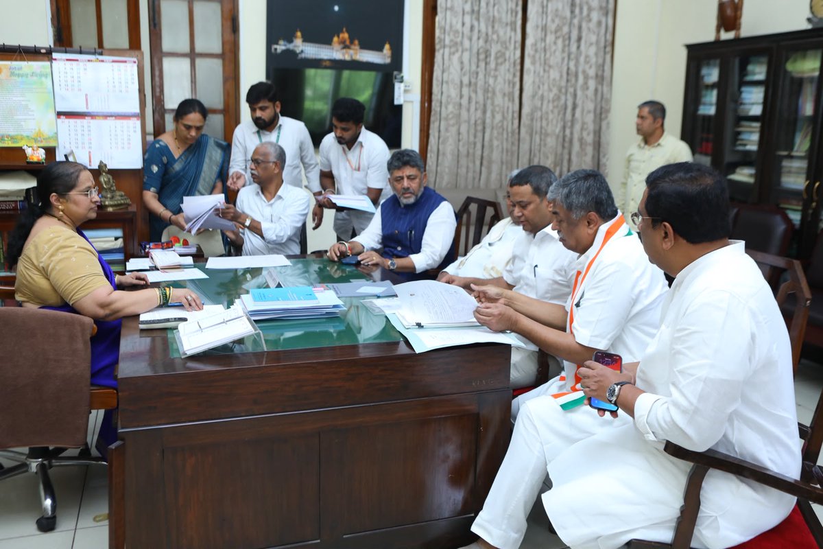 MansoorKhanINC's tweet photo. Today I filed my nomination for the Rajya Sabha at Vidhana Soudha, in the presence of Hon’ble Chief Minister Shri @DKShivakumar avaru, former Chief Minister Shri @siddaramaiah avaru, @INCKarnataka President Shri @HariprasadBK2 avaru, and AICC GS and MP Shri @NasirHussainINC avaru.

This is a big responsibility, and I don’t take it lightly. I’m grateful to the @INCIndia leadership for their trust, and to the countless party workers, colleagues, and citizens who have stood with me along the way. I will work hard to serve Karnataka and the nation.
#Rajyasabha