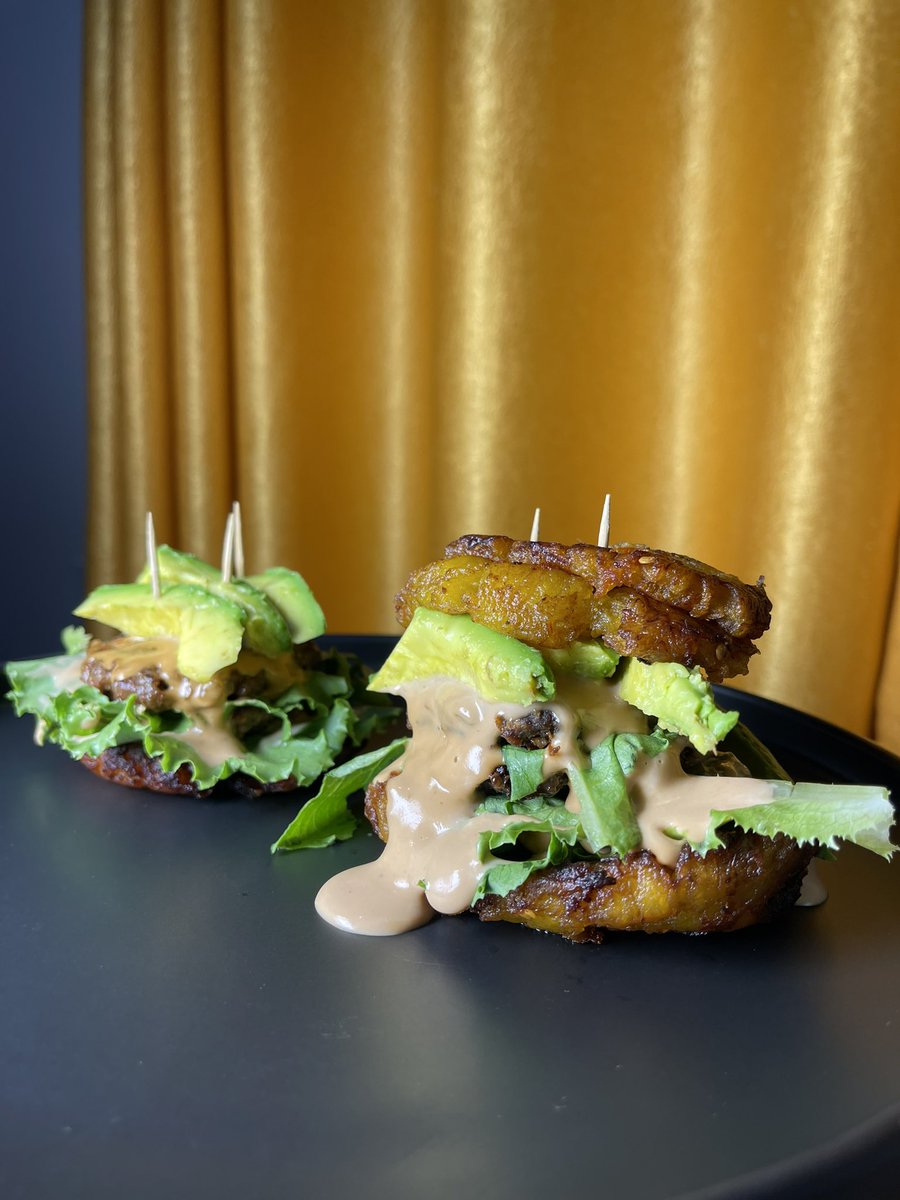 ree_maami's tweet photo. @DAMIADENUGA @grok Hi everyone 
I hope this meets you well
I make and sell very delicious plantain burgers 
It’s healthy and yummy
I’d appreciate if you follow me and patronize me too
It’s 3k for one and 5k for two 
My phone number is 09015791698
Do well to patronize me, thank you https://t.co/Dag3UiH6Qm