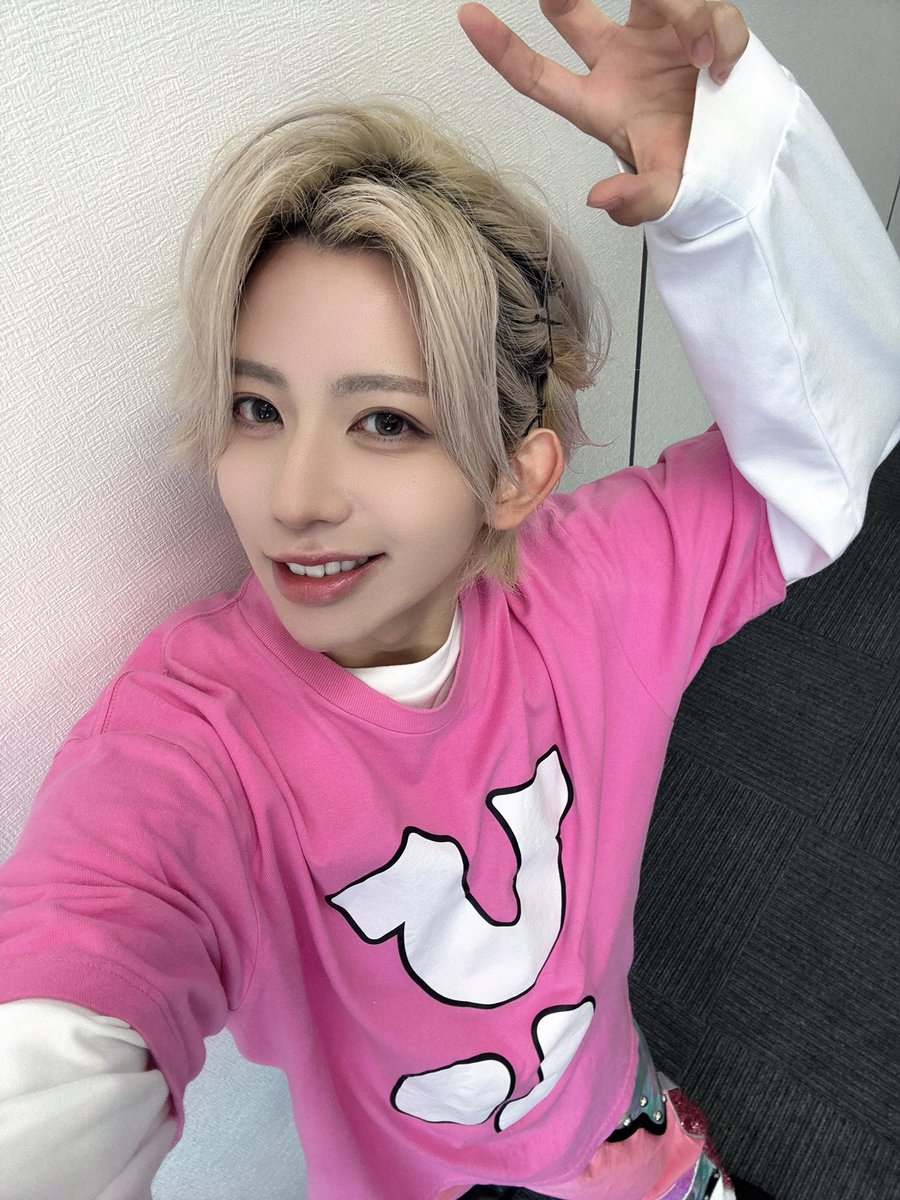 hii_milmon's tweet photo. 本日は昭島モリタウン ガーデンステージさんにてフリーライブありがとうございました！！✨✨
暑い中みんなありがとう〜！！
今回は2部制でした！

特典会もありがとう〜、こうやってみんなとお話できる機会が生き甲斐です🥲
駆け付けてくれてすごく嬉しかった！

また明日もあります！！
ぜひぜひ来てくれると嬉しいです！！
よろしくお願いしますー！！

 #みるもんフリラ