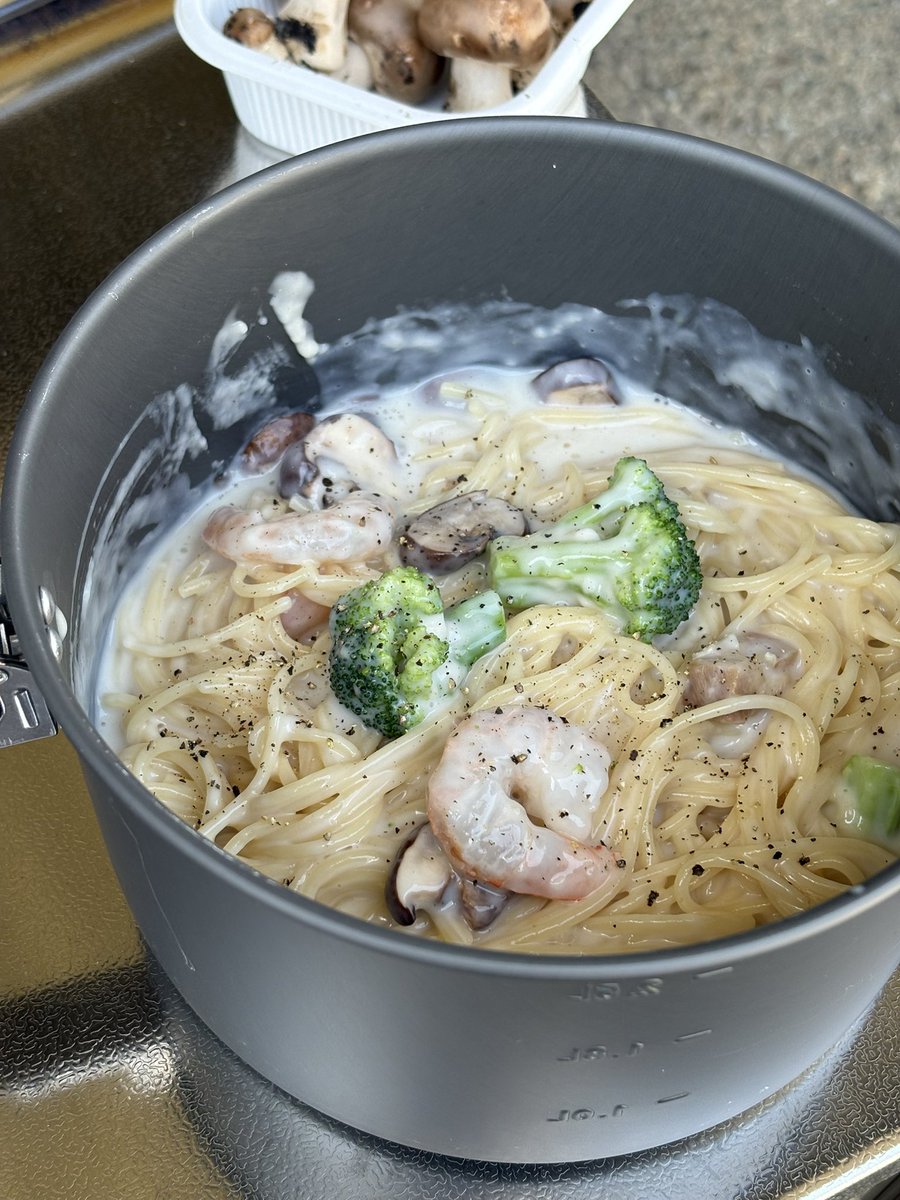 WGt_____'s tweet photo. 運動会後にみんなで焦がすなどした

BBQ時のパスタは誰も食べないからもうやらないと決めた日だった・x・ https://t.co/xivqOYz2Wb