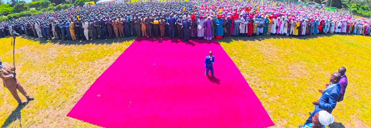 JebiwotDebra's tweet photo. 🔴Happening Right now.

#HistoricClassicMiracles

Jayden ,Fomer cripple is walking majestically🔥🔥🔥 https://t.co/hRxQlgbdwf