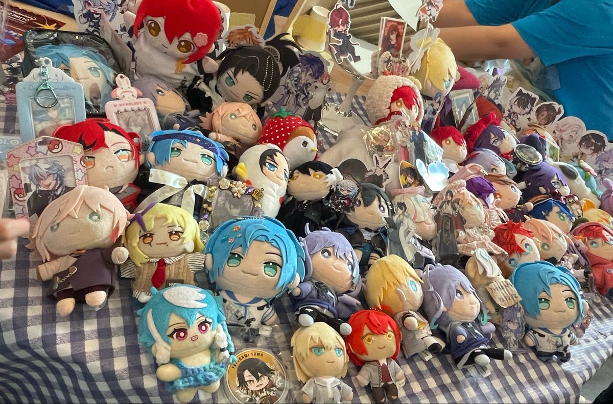 calitaro_'s tweet photo. Hopefully our voice can reach them 🥹
#HSOshikatsu #holocheer #7thStarsFestival #SEAStarsProject #StarsAnnivID2026 https://t.co/8ES0H2yqgs