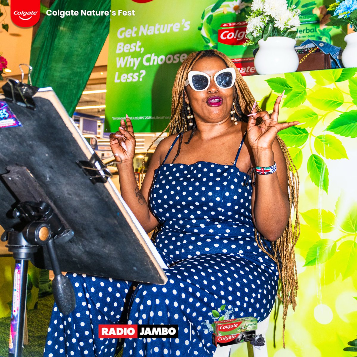 RadioJamboKenya's tweet photo. Tuko ndani ya TRM Mall kwa hisani ya @colgate_kenya πππ. Tuko na Colgate Herbal, Colgate Charcoal, Colgate Herbal with Salt. Pia kuna discounts kibao ndani ya @CarrefourKe , TRM Mall. Ukituona say hiππ.
#ColgateNaturesFest #ColgateHerbal #ColgateCharcoal #KituoChaWakenya https://t.co/k48ke0mjdi