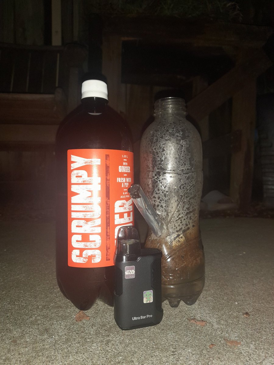 phant0bl4ck's tweet photo. holy trinity type shit https://t.co/Xo0MnsCelN