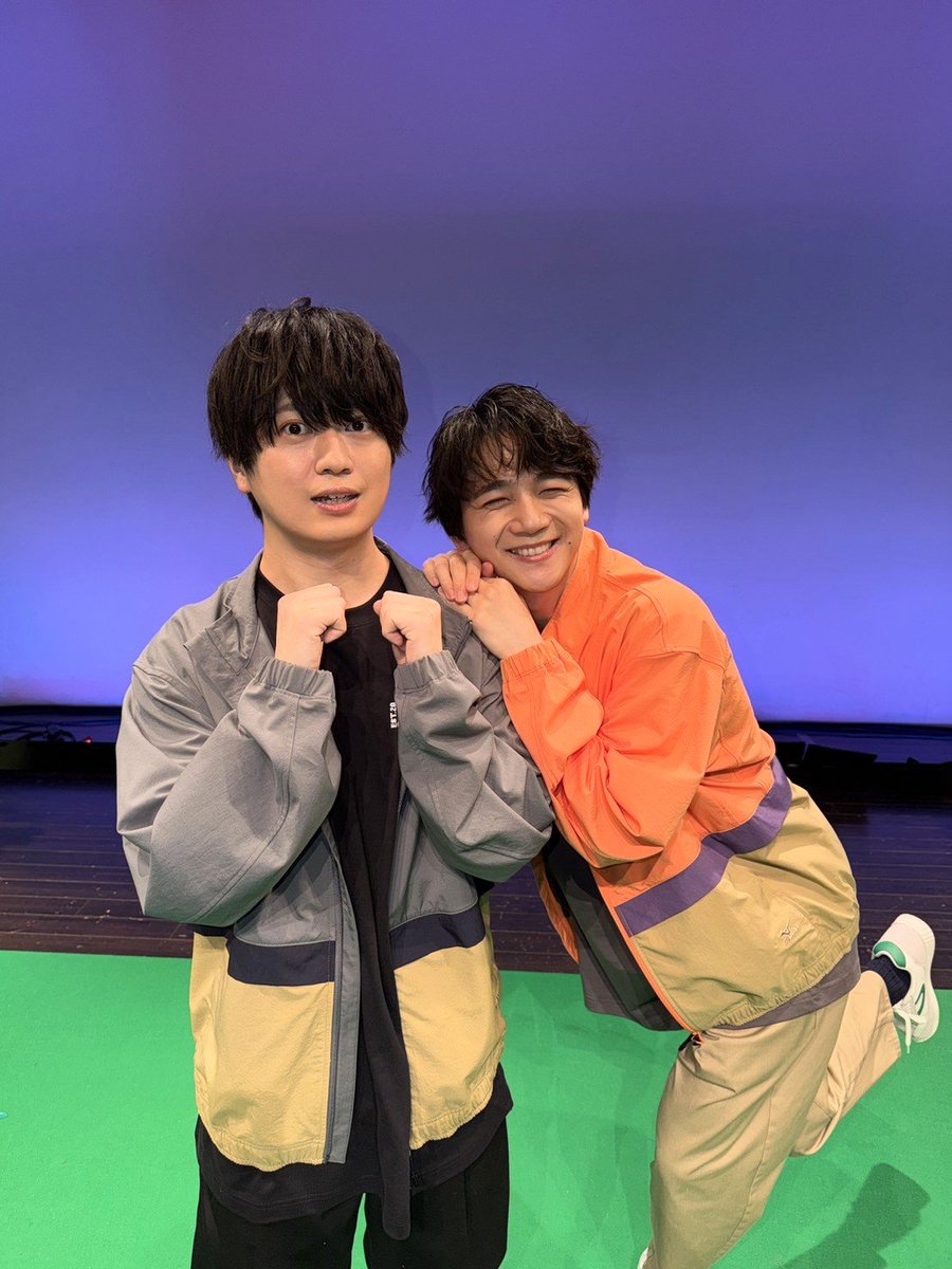 Kikunosuke_Toya's tweet photo. #ほんはじ 公開収録
ありがとうございました！

めーっちゃ楽しかったなぁ！
いつもの収録のテンション+公開収録ならではの空気が最高でした！
クイズやろう。無限に。

この2回が公開されるのをぜひお楽しみに！ https://t.co/YlfPzqA8fR