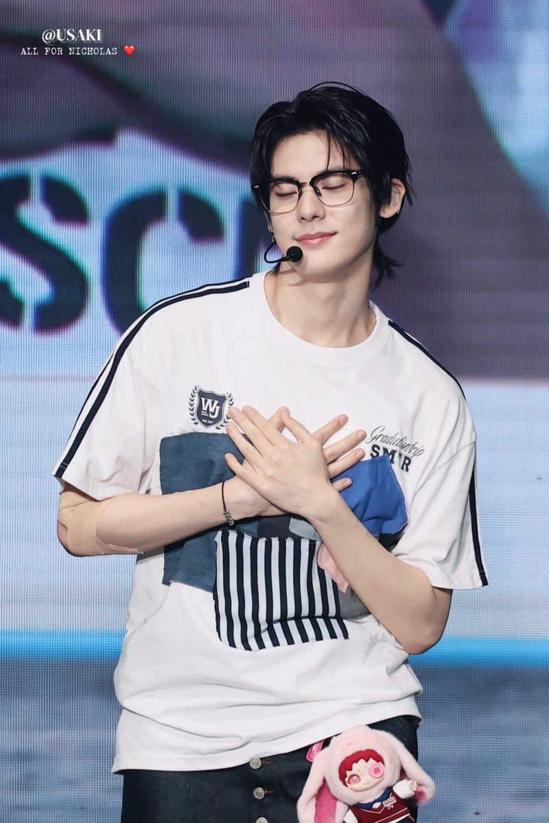 Lu_liangjiang's tweet photo. 260517

#NICHOLASLEE #NICHOLAS #Nick #이학래 #HakraeLee #SMTR25 #니콜라스
#ReplyHighSchool
#FanMeetingTour #GraduationTrip
#SMTR25_FM_TOUR_GraduationTrip
#GraduationTripMacau https://t.co/SwDucCsP7Q