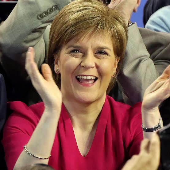 GreenBhoy1967's tweet photo. Nicola's cleared
Meanwhile in England...
NHS dentists. Gone.
Free prescriptions. Gone.
Tuition fees. £9,250 a year.
No baby box. Never existed.
But their water. Privatised and full of shit https://t.co/2E2O6QBmTb