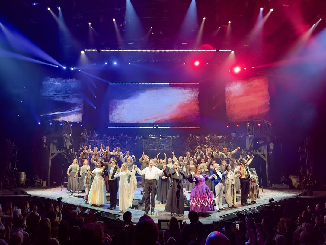 jacyarrowteam's tweet photo. Les Misérables Dublin https://t.co/RVAgPKsRrd