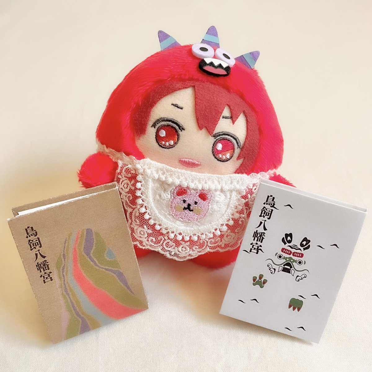 mintnousagi's tweet photo. 先日､鳥飼八幡宮で開催されたフォトコンテストにてなんとありがたいことに最優秀賞をいただきました🎊㊗️(写真1枚目)

モン陸ちゃん､
ぬいちゃん用のご朱印帳だって✨

🍓ﾘ？

神様とのご縁の記録なんだよ☺️

🍓ﾘ~!

世界にひとつだけの素敵な贈り物をありがとうございます❣️🙇‍♀️ https://t.co/ehtVkiTbR4