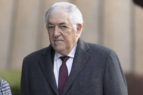javiersaenzdelc's tweet photo. @La_SER @LaHoraExtra @gaaal_11 Estos son los dos magistrados más notorios hoy en día, y casi únicos, que se incorporaron a la Administración de Justicia durante el franquismo:
- Conde Pumpido: incorporado como juez de 1ª instancia en 1974.
- Martín Pallín: incorporado como fiscal en 1966. https://t.co/B6p7WNZQuv