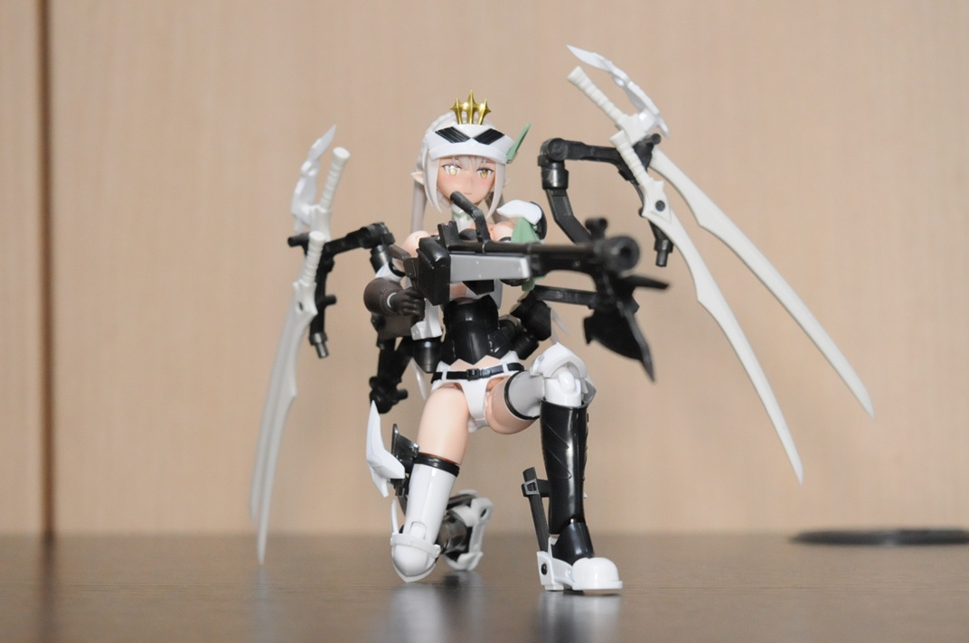 Meister_Fifth's tweet photo. 今年、17個目のプラモは、コトブキヤさんのメガミデバイス 猟兵型エーデルワイスです。

武装神姫とのコラボだったのだけど、ほかの武装神姫が続かなかったみたいですね、残念です。 https://t.co/L0FyiwvBTO