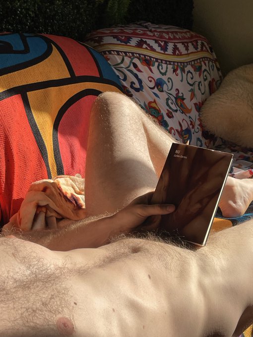 Charlie Cherry - Literature is the art of baring the soul, reminding us that the skin is only the first page of the body https://t.co/IyDAqCaM2A