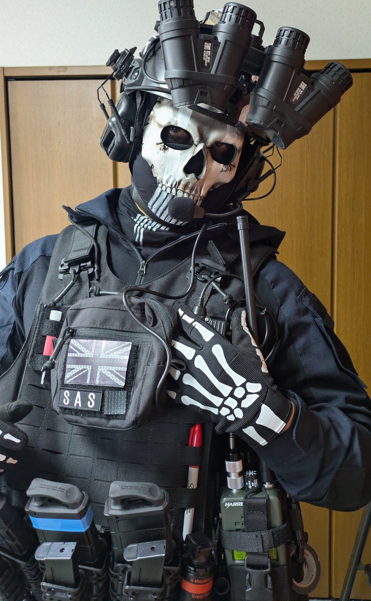 fullface_zen_'s tweet photo. 💀 https://t.co/HAp79j4Oug