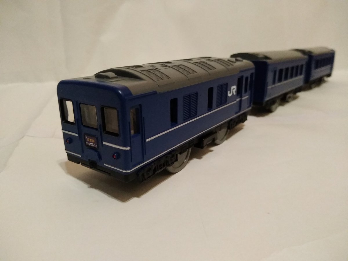 Ricky62057321's tweet photo. プラレールリアルクラス
JR西日本
24系　客車
寝台特急　ブルートレイン　日本海 https://t.co/151xTz9gSr