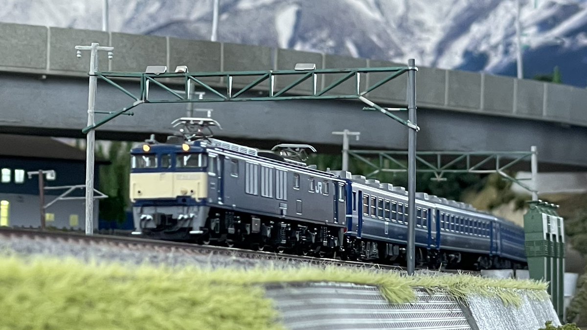 Re_Color_train's tweet photo. 【東京・本店4階】本日ご来店のお客様③
EF64-1000牽引 12系客車
寝台特急北陸
※ 全線貸切3h
#リカラー #Re_Color #鉄道模型 #nゲージ #レンタルレイアウト https://t.co/dBpRtWRcsZ