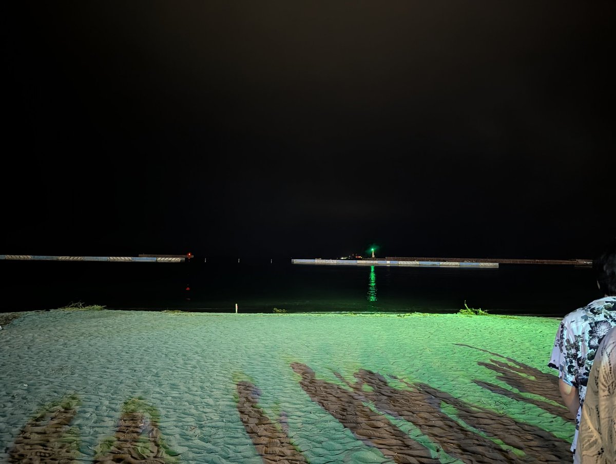 Cue_449vrc's tweet photo. Just 坂本組 花火 in 熱海 https://t.co/vF1VeX1zvQ
