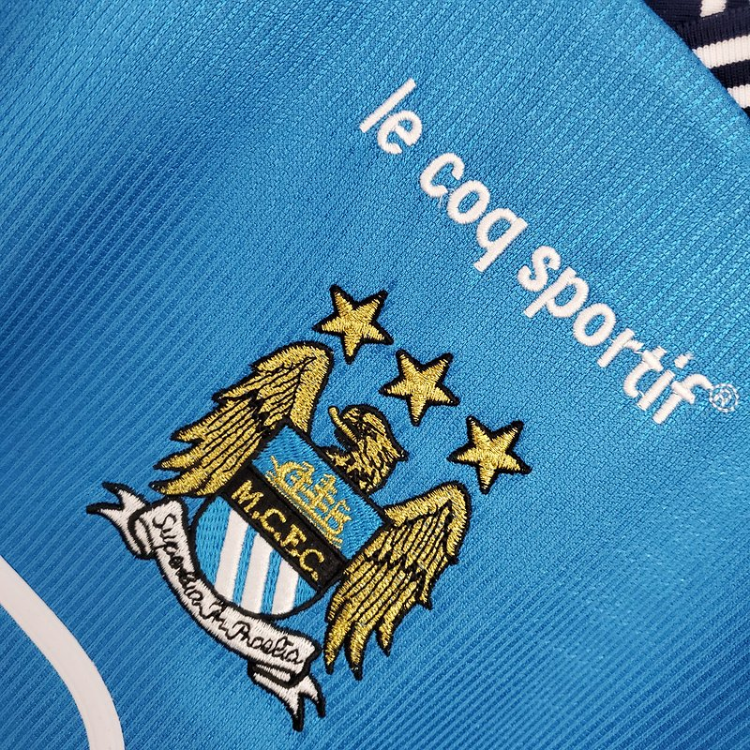 Akademi90s's tweet photo. Manchester City 1999-01 Retro Forma

Profesyonel kalite üründür.
Yurtdışından özel olarak getirtiliyor. İade yok fakat değişim mevcut. 
Kargo süresi 1-3 haftadır.

🔗 Sipariş İçin Link Bio’da https://t.co/WKcG0wvjer