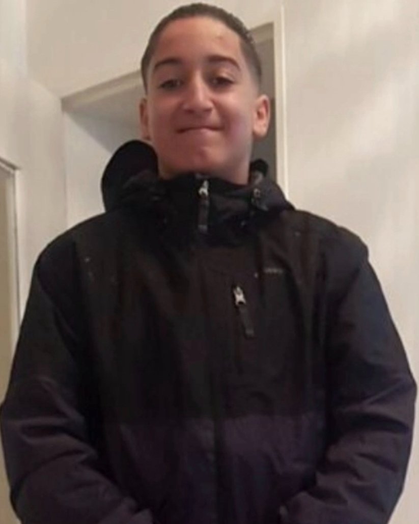 orezzinca229's tweet photo. @MaryMbois Pourquoi les médias choisissent-ils de présenter Nahel comme un jeune adolescent alors qu'il avait quasi 18 ans ? https://t.co/cxrvQC2HQx