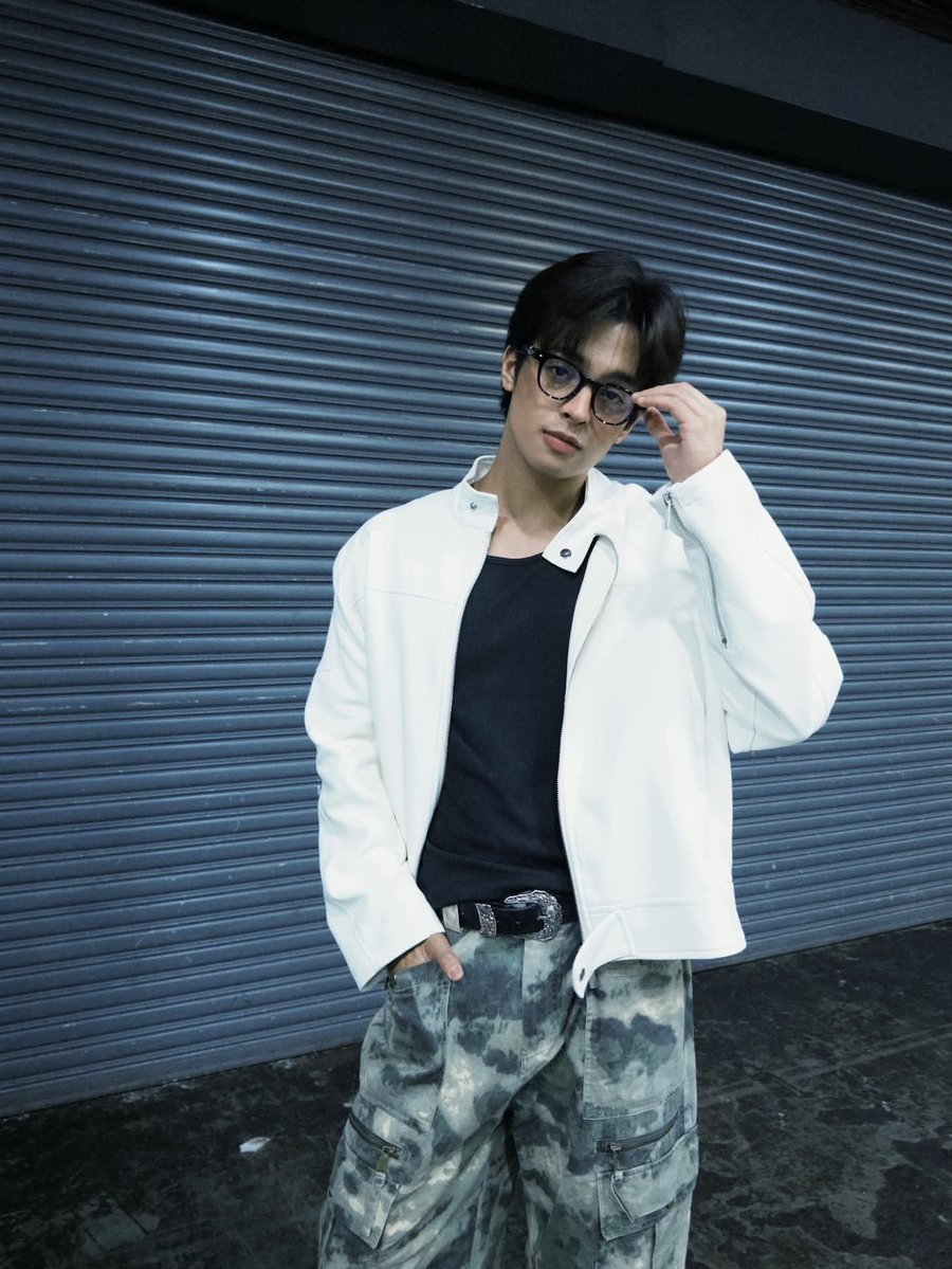Cal_Li18's tweet photo. Through every mistake, every lesson, every comeback—we keep choosing love. Over and over again.
KDs VISUAL OVER AND OVER
#KDEstrada #WhatElseKD #OverAndOver https://t.co/mZBwJbFxCT