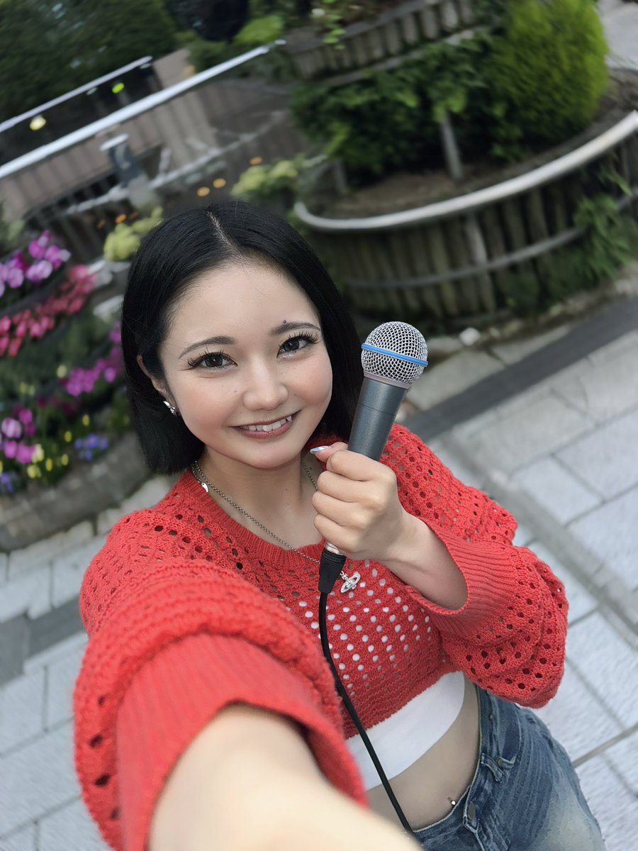 akanekoo__'s tweet photo. 2026.6/6 -豊橋・浜松 路上ライブ-

原点回帰ってことで路上ライブから
再スタートいたしました🎤♩

記念すべき日に
駆けつけてくれた皆様
出会ってくれた皆様
本当に本当にありがとう🙂‍↕️

初期装備です、これが！！！
覚えておいてください！！！

1からまた頑張ります~💪🔥

次の路上ライブの日程は
後ほど告知するので
SNSチェックよろしくお願いいたします！