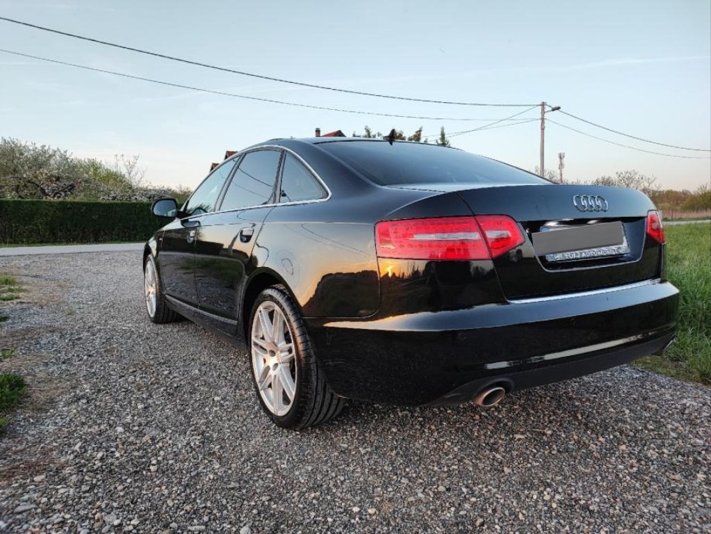 Mileage_impo's tweet photo. 2009 Audi A6 3.0L V6 TDI with over 1,000,000  km (621,371 miles) on the clock. 

The odometer stopped reading since early 2023.

Original engine, turbo,timing chain,waterpump, and transmission.

Engine oil changes every 10,000 km (6,213 miles). 

Transmission oil changes every 60,000 km (37,282 miles).

Injectors were changed at 750,000 km (466,028 miles).

The car is daily driven (Highway miles).