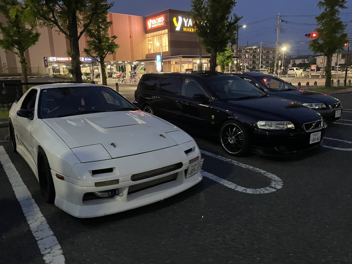 null_FC's tweet photo. 次の車来るまでしばらく全部レスカーで通勤確定して鬱 https://t.co/J3Ezq0sLKz