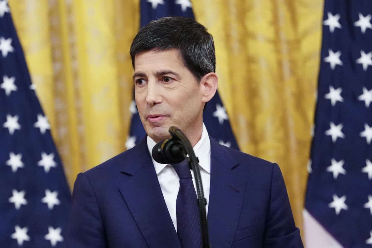 SignalParrot's tweet photo. JUST IN: 🇺🇸 The incoming Federal Reserve chair is expected to implement swift changes to central bank communication as policymakers signal a potential rate hike. https://t.co/E0mNOGEa3x