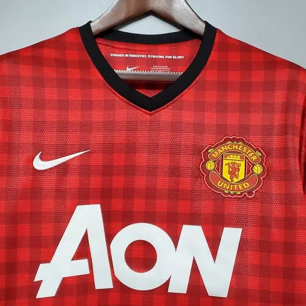 Akademi90s's tweet photo. Manchester United 2012-13 İç Saha Retro Forma

Profesyonel kalite üründür.
Yurtdışından özel olarak getirtiliyor. İade yok fakat değişim mevcut. 
Kargo süresi 1-3 haftadır.

�� Sipariş İçin Link Bio’da https://t.co/4hcTme29Im