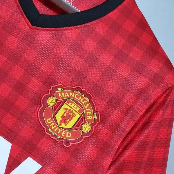 Akademi90s's tweet photo. Manchester United 2012-13 İç Saha Retro Forma

Profesyonel kalite üründür.
Yurtdışından özel olarak getirtiliyor. İade yok fakat değişim mevcut. 
Kargo süresi 1-3 haftadır.

�� Sipariş İçin Link Bio’da https://t.co/4hcTme29Im