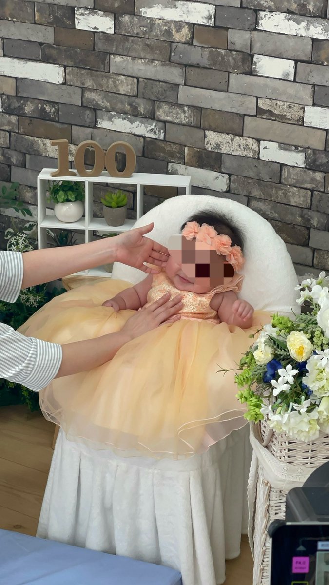 num0hr3's tweet photo. 今日は次男君の保育園参観行って、姫ちゃんのお食い初め写真撮って、次男君の誕生日会をやりました🥳🙌(誕生日は3日後)

姫ちゃんお食い初めニコニコで偉かった🥰

次男君電車好きなので家で回転寿司やりました🚃

ちなみに今日誕生日の僕もついでに祝いました㊗️🎂
今年も沢山デドバするぞ〜‼️👴🏽🔪 https://t.co/3EQkbyZRVq