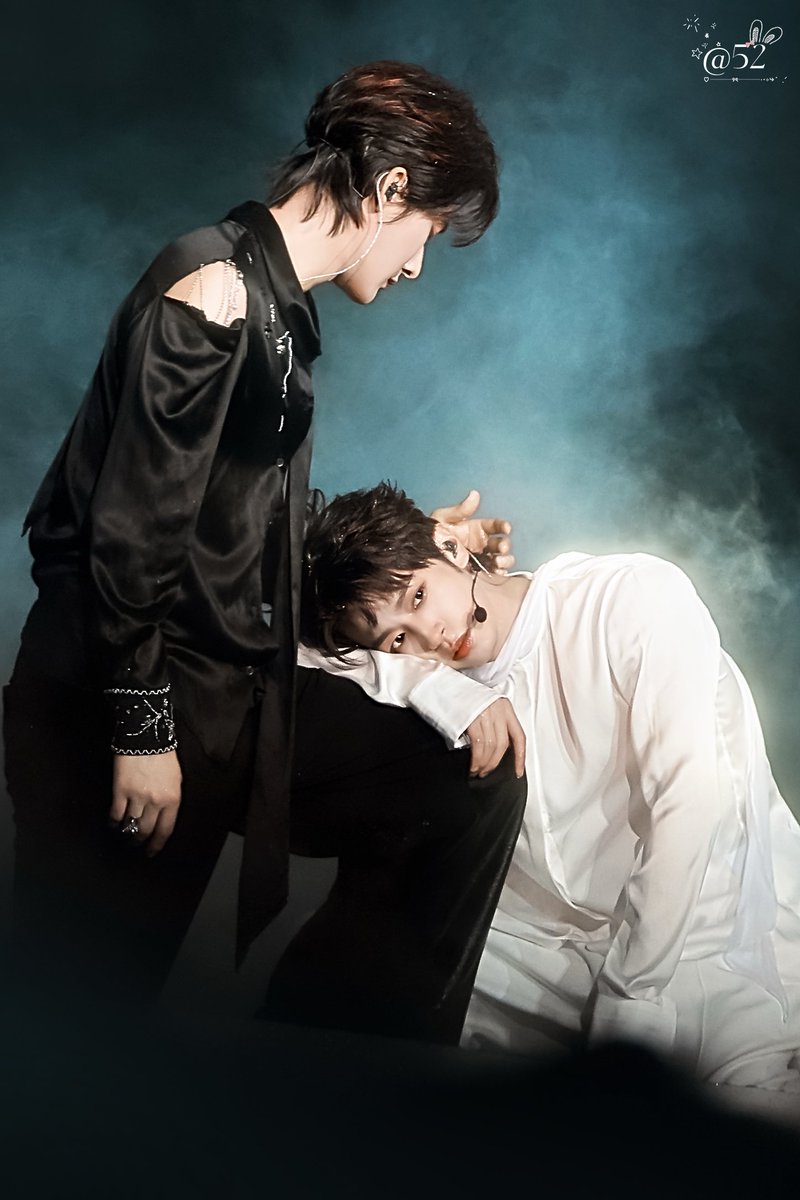 lihannlin's tweet photo. THIS👏🏻MASTERPIECE👏🏻DESERVED👏🏻TO👏🏻BE👏🏻PUT👏🏻IN👏🏻A👏🏻MUSEUM

DESIRE4 ETERNAL STAGE
#DESIRE4TEBinHongKong

#JiangLi #OceanJiang #JiangHeng #SeekyLi #LiPeiEn #江衡 #李沛恩 #奖励 https://t.co/uhSqJoQi9O