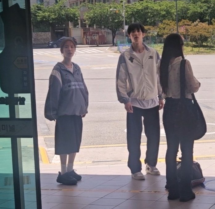 RahBona's tweet photo. Finally first look at ( yoonjae ) parkSeoham character in dive into you 🔥🥹!! 

can’t wait for hana and Yoonjae romcom era aah JiYeon fighting! https://t.co/4hcbAKO8Y1