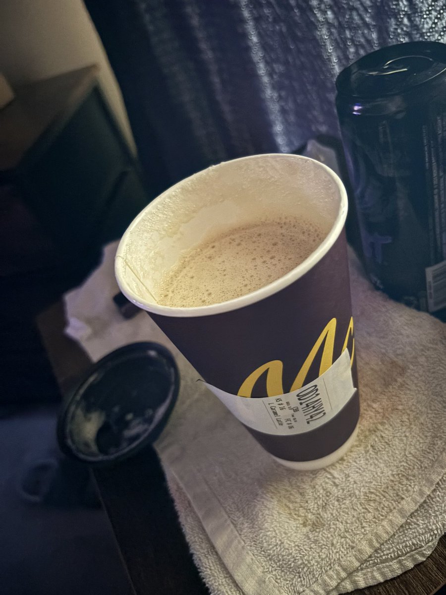 RizeCaprie's tweet photo. @McDonalds explain to me why I spend $3.79 for a large hot latte for it to not be filled closer to the brim? It doesn’t have to be on the brim but come on this is ridiculous. You fuck your customers over all the time when it comes to quantity and quality. https://t.co/W2WgXwj4QP