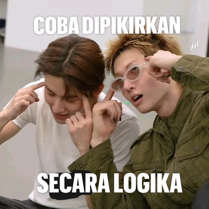 asaeoami's tweet photo. @selfolssi Hmm… mikir banget… kenapa beban pikirannya berat gitu… hmm… 🤗✌🏻 jyujur jyanggal ✌🏻🤗 https://t.co/dk8ccRzvi3