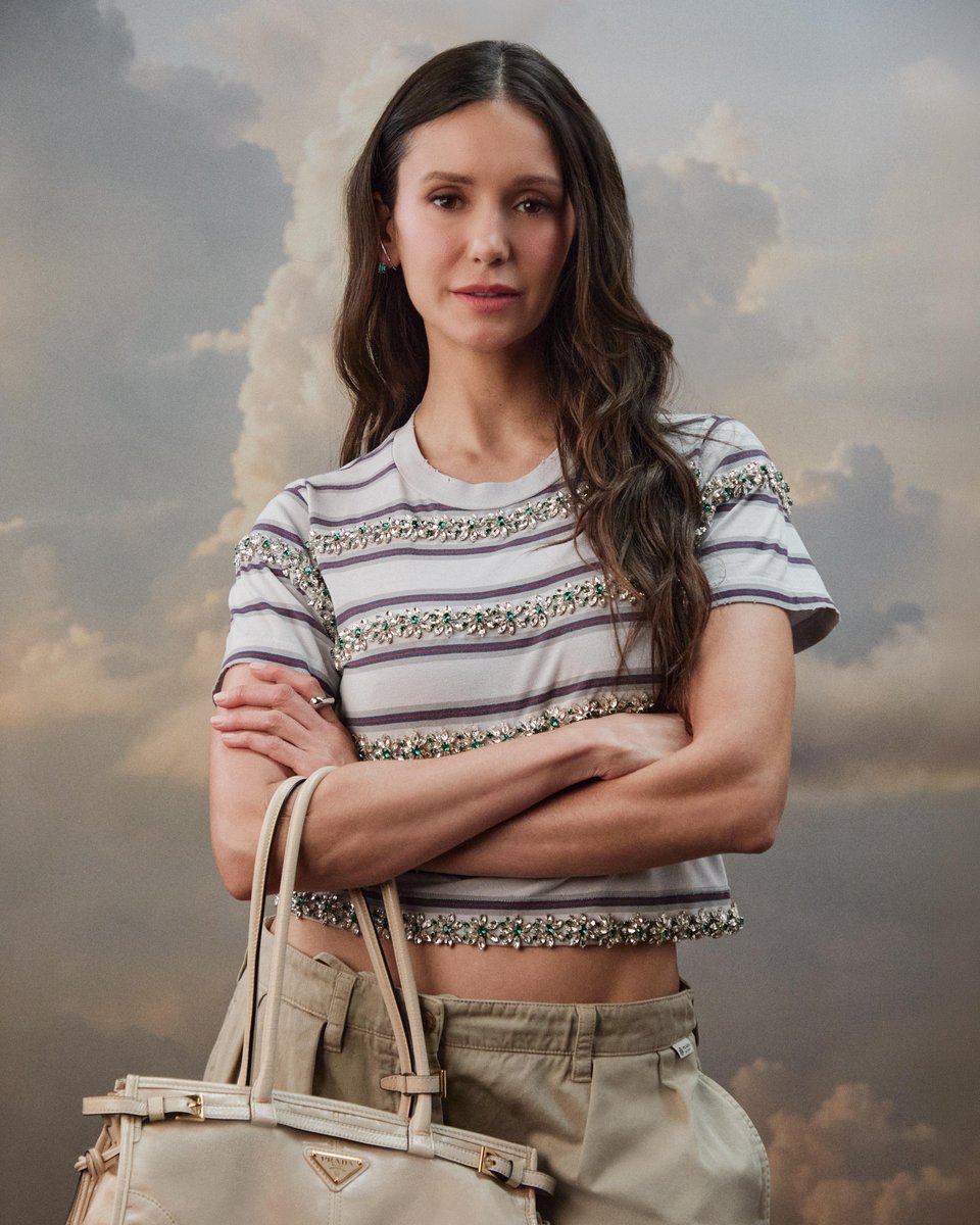 JumpTrailers's tweet photo. 4K | Nina Dobrev for Prada https://t.co/SwdkzxOs5Z