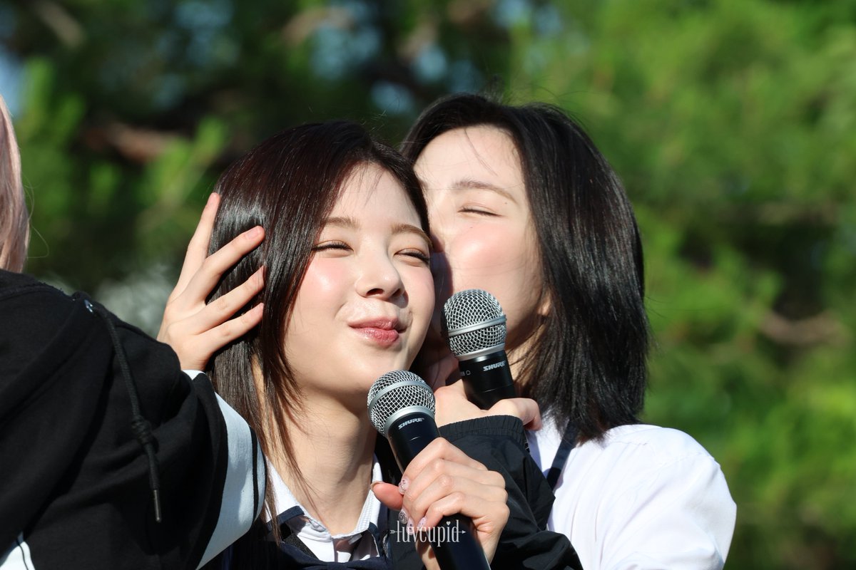 luvcupid_rj's tweet photo. 귀여웡<3
#ITZY #있지 #LIA #리아 #RYUJIN #류진 https://t.co/58EnBYGAOV