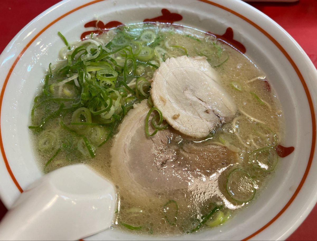 GX200FOTO's tweet photo. @otakumatch 東銀座「やまちゃん」。長浜の屋台の味そのまんま。 https://t.co/z2pVxRpIF2