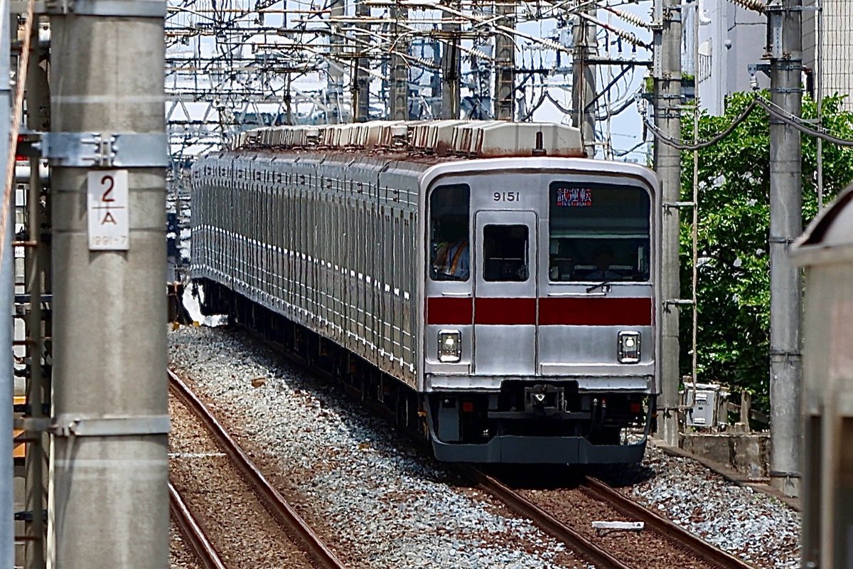 60020Butler's tweet photo. #眠いから無言で写真を貼る https://t.co/Un44AaKAPV